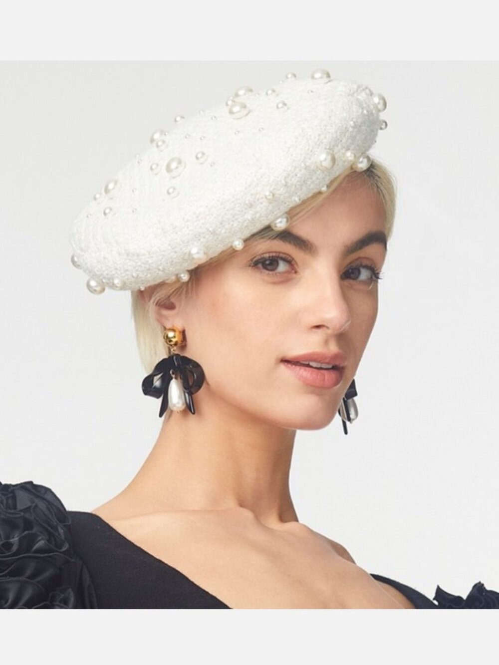 Lele Sadoughi Bridget Pearl Boucle Pill-Box Beret Hat - Ivory Winter White
